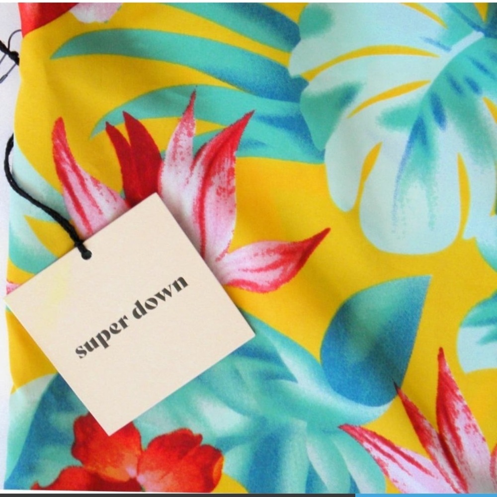 Superdown Frankie romper - Picture 7 of 7